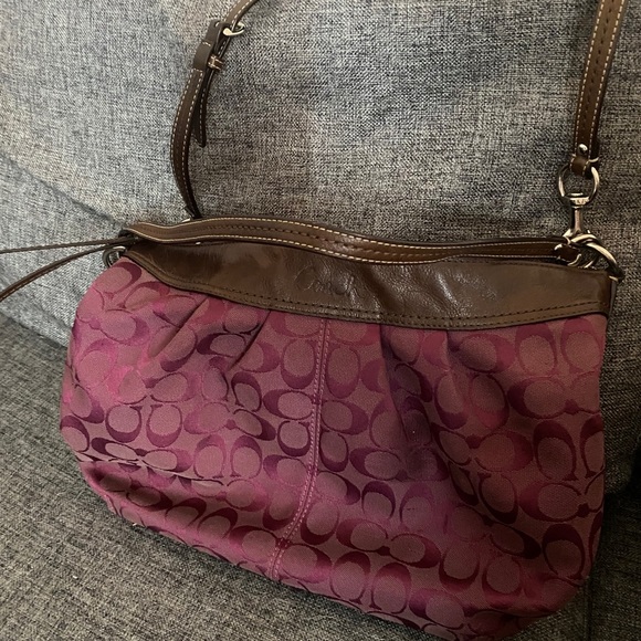 Coach Crossbody Bag - Picture 2 of 5